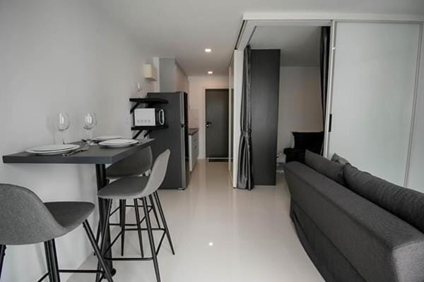 Mantra Condo M165 Apartment in Chon Buri Changwat