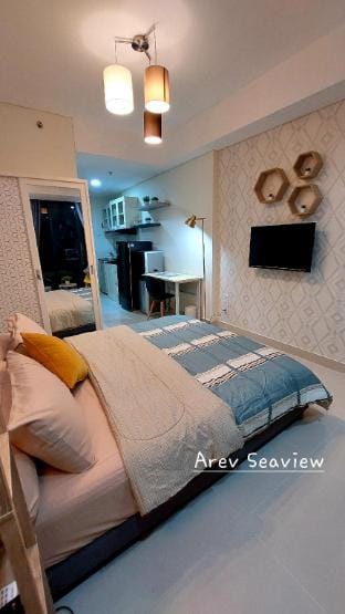 Arev Seaview At Pollux Habibie A2 2502 Apartment in Riau Islands, Indonesia