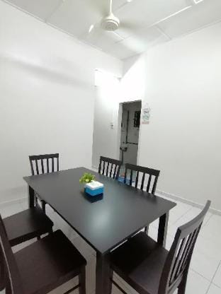 Leisure Cottage Homestay Vacation rental in Johor