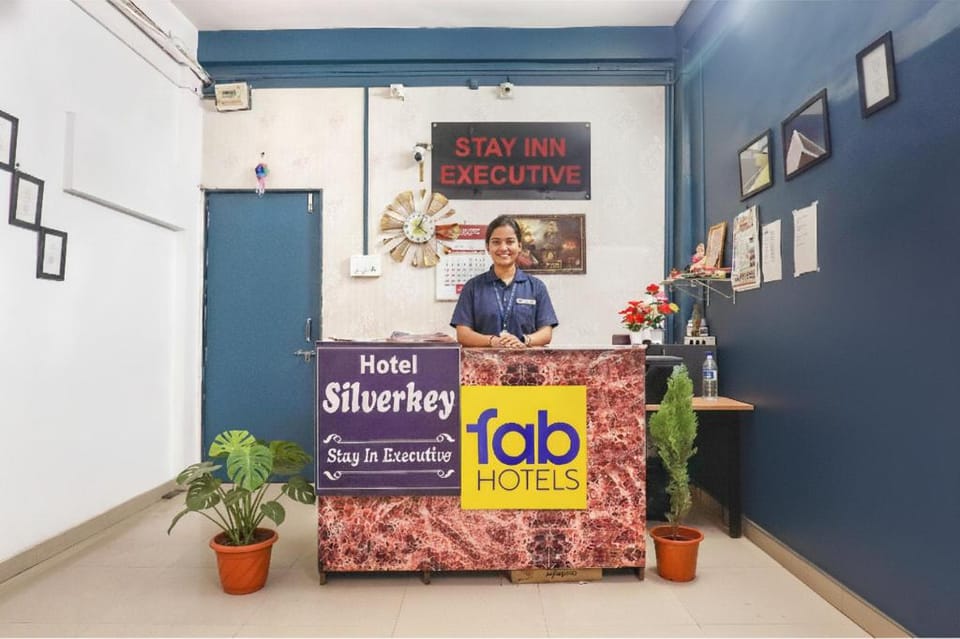 Hotel Silver Key I Hotel in Pune