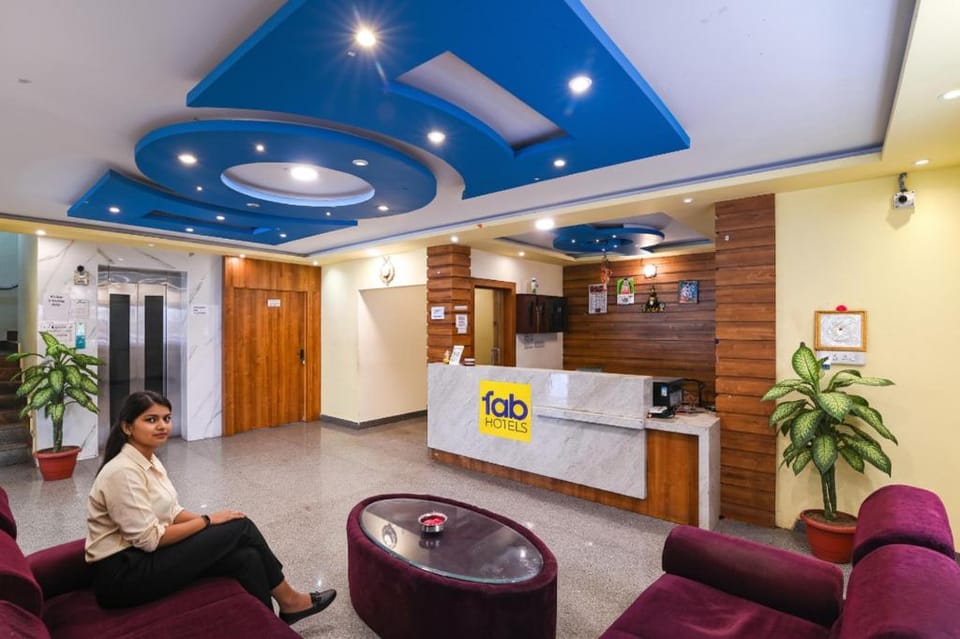 FabHotel Neethu Residency, 900M from SRM University Ramapuram Hotel in Chennai