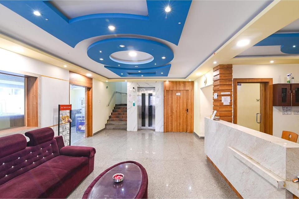 FabHotel Neethu Residency, 900M from SRM University Ramapuram Hotel in Chennai