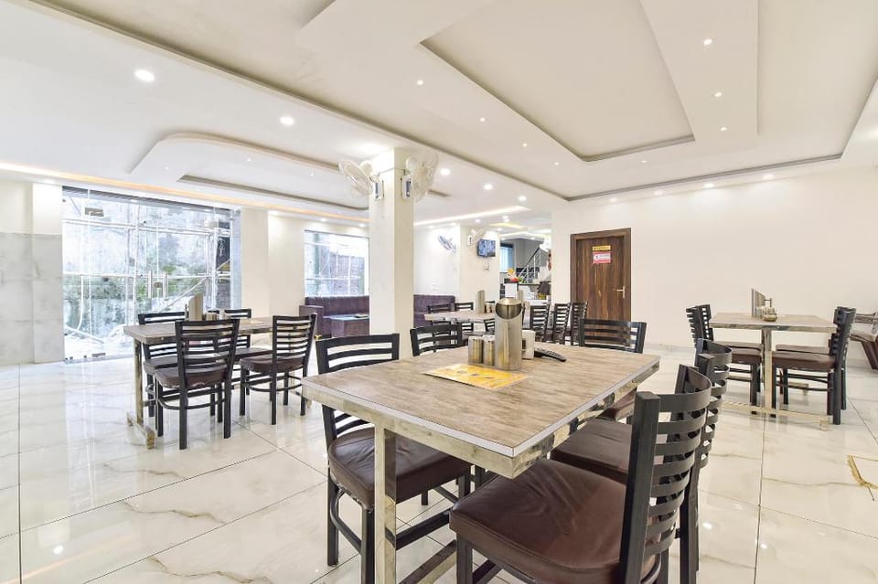 FabHotel Dev Palace Hotel in Uttarakhand