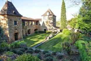 Gîte Jade, en groupe en famille ou entre amis. Villa in Occitanie