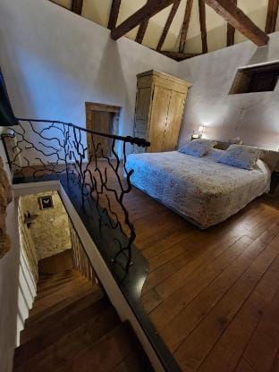 Gîte Jade, en groupe en famille ou entre amis. Villa in Occitanie