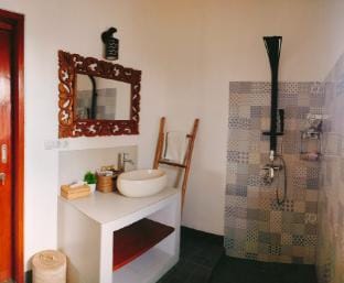 Air Sanih Hill Villa Ocean View & Pool Villa in Bali