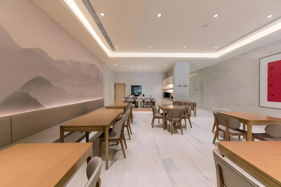 Home Inn Plus Shanghai Children's Hospital Gudai Road Metro Station Hotel in Shanghai