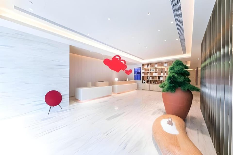 Home Inn Plus Shanghai Children's Hospital Gudai Road Metro Station Hotel in Shanghai