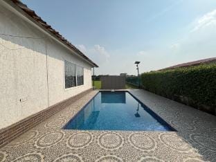 GoBravo 48 -2BHK Farm with Pool & Garden - Noida Farm Stay in Noida