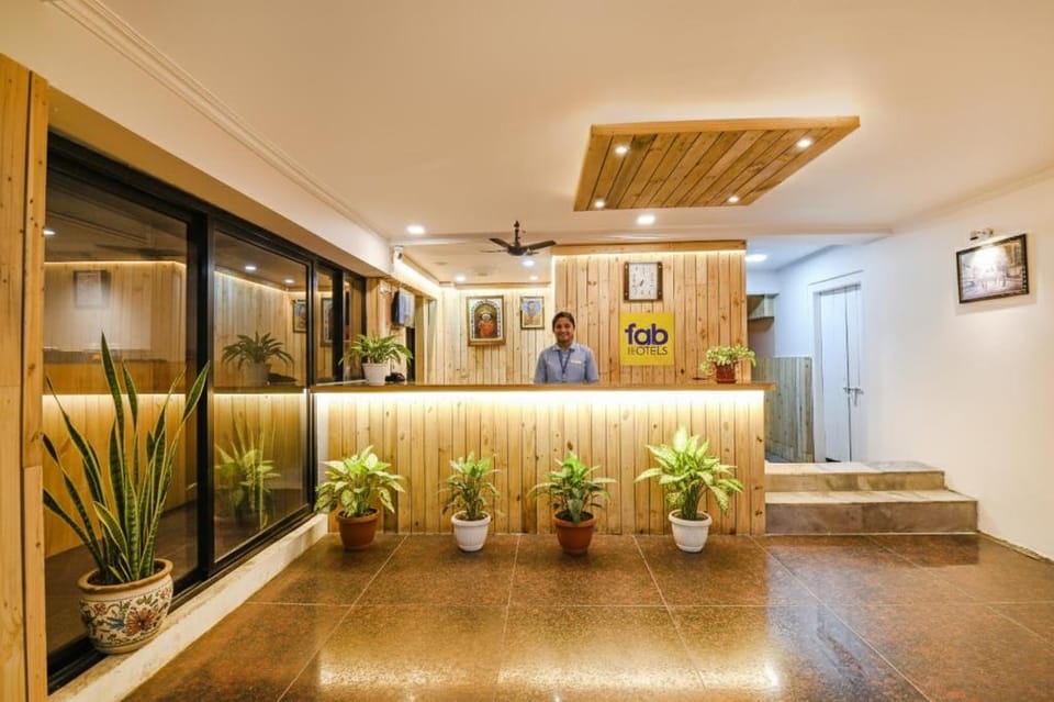FabHotel The Golden Orchid - Hazra Road Hotel in Kolkata