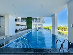 WV TOWERS Apartment in Iloilo City