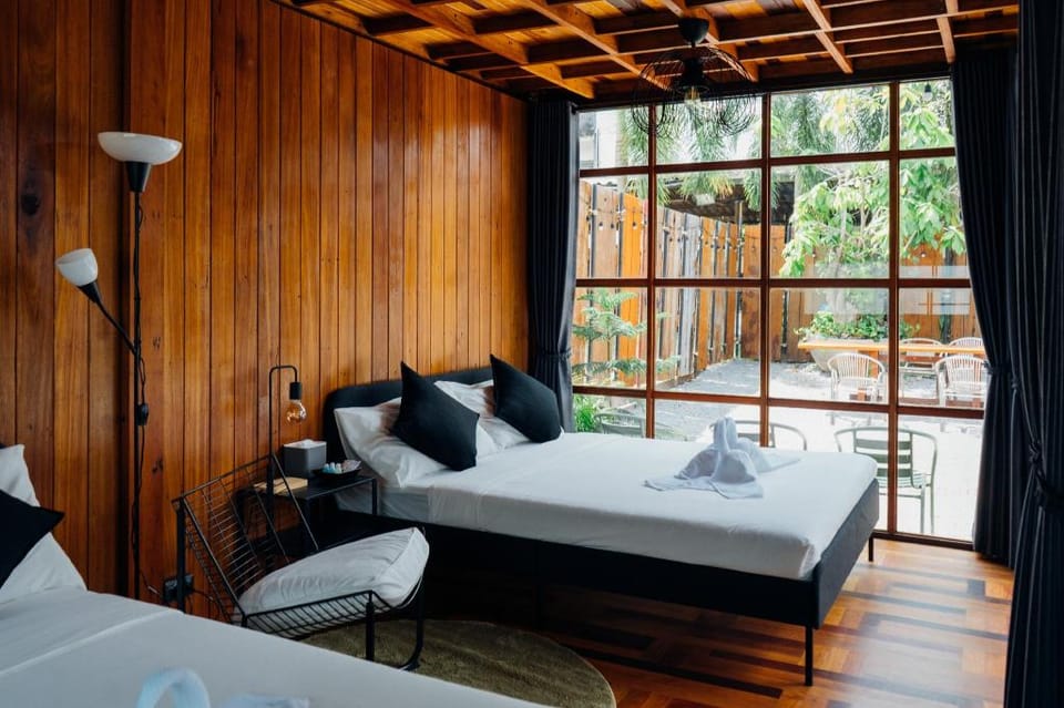 Adirek Pool Villa Apartment in Thailand