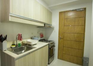 Casa - Vibrant City Center Studio Near Ayala Mall Vacation rental in Lapu-Lapu City