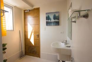 Casa - Vibrant City Center Studio Near Ayala Mall Vacation rental in Lapu-Lapu City