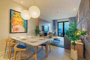 Elegant Peak Retreat 3Br+4Bed Gym Pool View River Vacation rental in Ho Chi Minh City