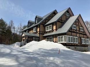 Cottage Alice Villa in Japan