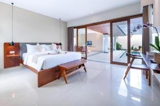 Elegance 2BR Private Pool Villa in Seminyak Villa in Kuta
