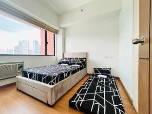 Twin Budget Accommodation at Ace Suites Vacation rental in Mandaluyong