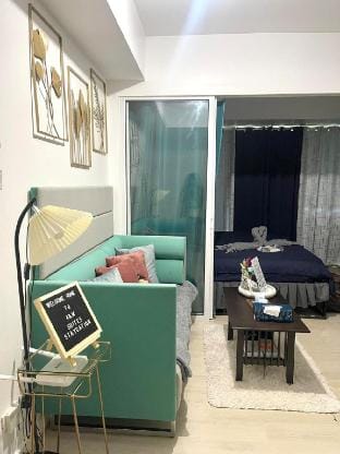 Azure Suites Staycation Apartment in Paranaque