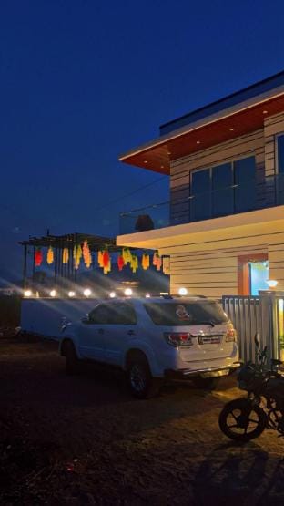 Surya Villa Luxurious 4bhk  Villa in Maharashtra