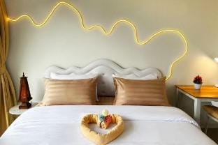 Scenic Condo 50 sq.m. Karon Apartment in Phuket