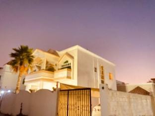 Private cottage With Pool Villa in Al Sharjah