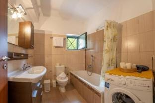 Nikis Country House - Lefkada BnB  Private Parking Vacation rental in Lefkada, Lefkada Municipality, Greece