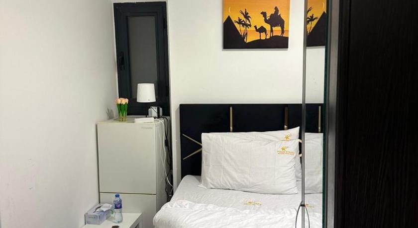 Four STARS Hostel Apartment in Dubai