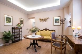 Elegant 4-Bedroom Apt in Central Rome Near Vatican Vacation rental in Rome