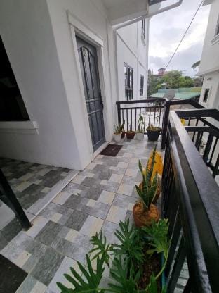 TrailBedz - 2 bedroom 3rd Floor Apartment in Baguio