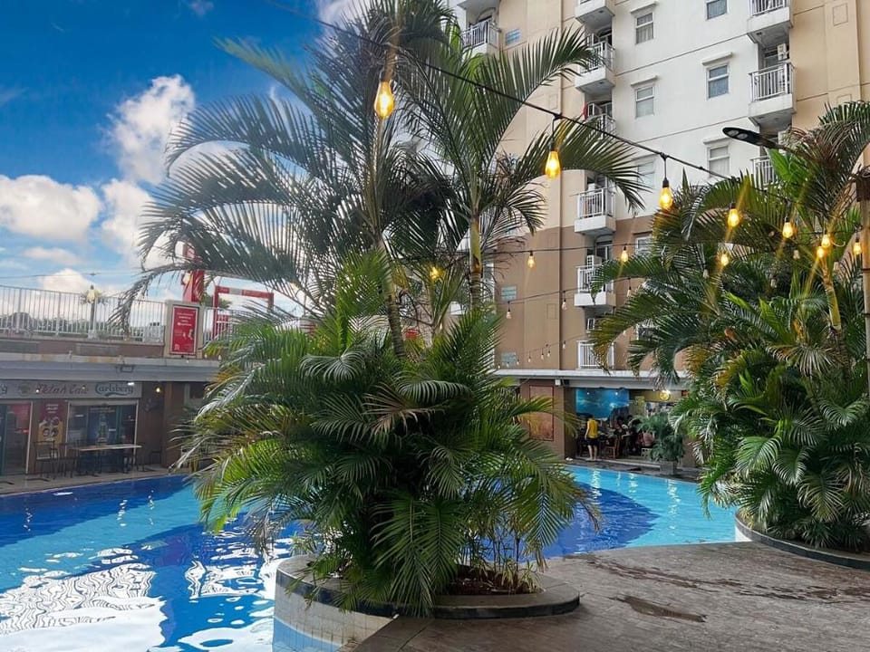 BEST View 2BR Apt Pluit  w Pool WiFi & Netflix Apartment in Jakarta