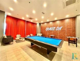 Poppy Suite. Sky Trees@Studio 2Pax Near Aeon Jusco Apartment in Johor Bahru