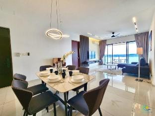 Sea View Bathtub Suite Country Garden Royal Strand Vacation rental in Johor Bahru