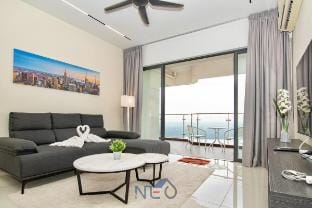 360° Sea View Netflix Country Garden Royal Strand Vacation rental in Johor Bahru