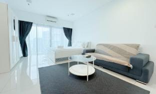 Summer Suites KLCC by apartx Apartment in Federal Territory of Kuala Lumpur
