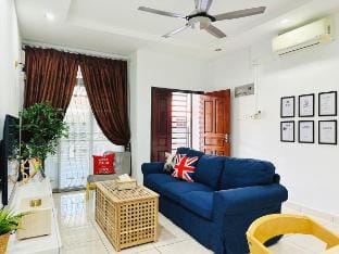 BM 大山脚 11 Pax Single Storey Semi-D 5-min Aeon Mall Vacation rental in Penang