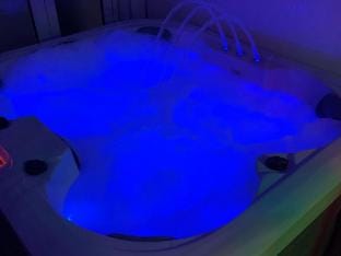 Relaxing Getaway With  Hot Tub  Sauna Sleeps 6 Vacation rental in Brighton