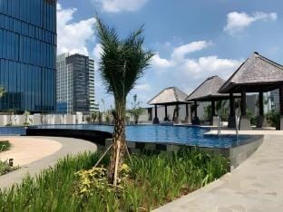 Delipark Mall 2BR 1Bath •4+2 Pax• @Liberty Tower Vacation rental in Indonesia
