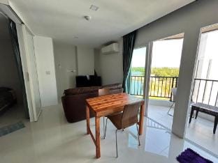 Mantra Condo M0168 Apartment in Chon Buri Changwat
