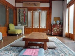 Leedo Hanok Vacation rental in Seoul