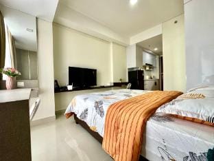 HAI Home 2003 Sea View Studio at Pollux Habibie  Apartment in Riau Islands, Indonesia