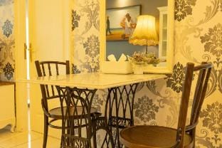 Just 100m from the Beach and Main Street C140 Apartment in Rawai