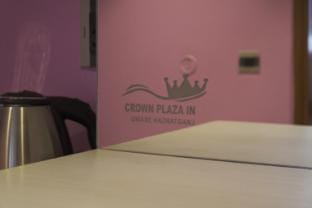 Crown Plaza Inn Apartment in Lucknow