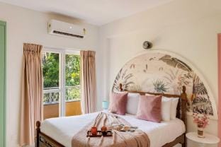 tisyastays | Pink Door 1BHK Apartment  Apartment in Candolim