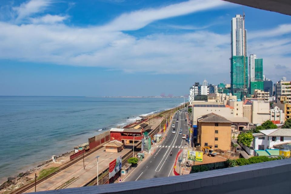 Serene Sea View by Chana Apartment in Colombo