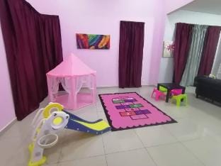 Homestay Monstera Vacation rental in Malacca