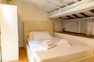 Nice Apartment Near Piazza San Marco Apartment in Florence