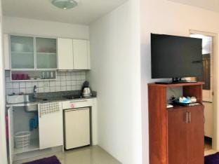 Grand Beach A402 Apartment in Chon Buri Changwat