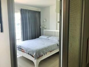 Grand Beach A402 Apartment in Chon Buri Changwat