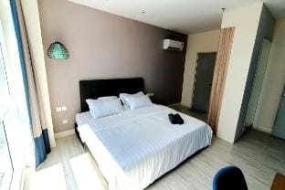 Twilight Vista Guest-House / Near Jesselton Jetty Apartment in Kota Kinabalu